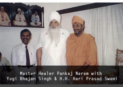 Master Healer Pankaj Naram with Yogi Bhajan Singh & H.H. Hari Prasad Swami